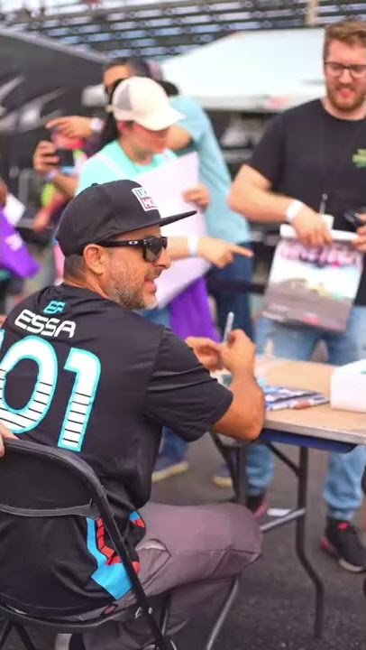 Essa making that E46 M3 dance on track 😍 #shorts #BMWM3 #E46M3 #FormulaDrift