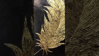 Абстрактная картина с золотом «Золотое перо» барельеф (обзор на картину)