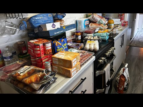 FAMILY GROCERY HAUL