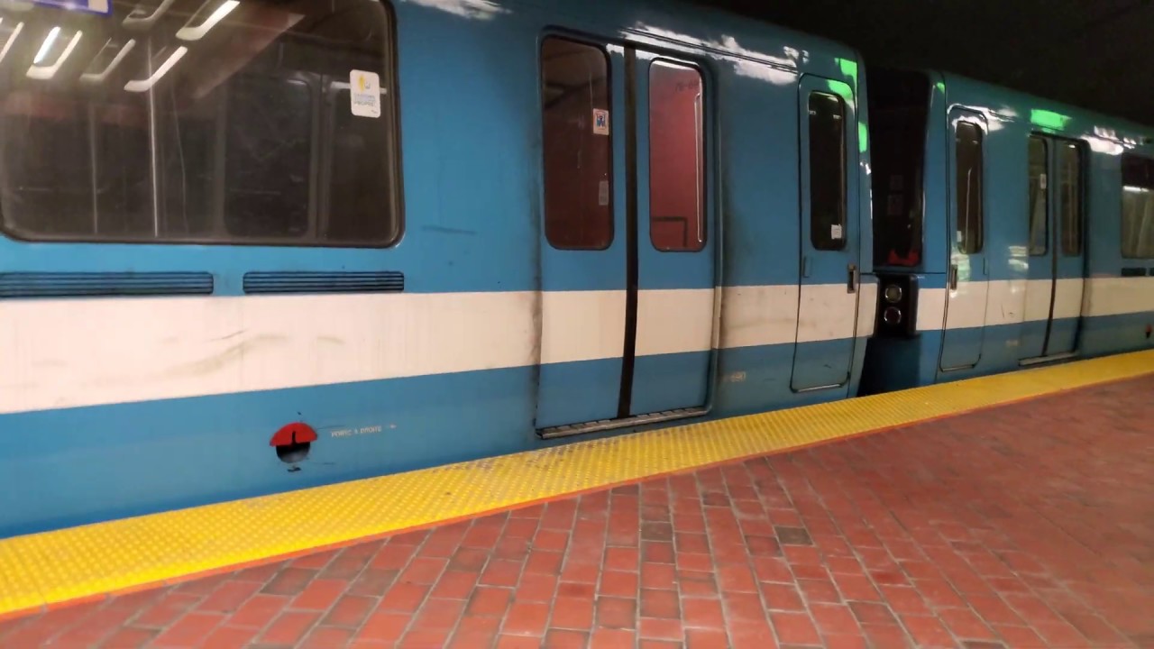 RARE! Code-900 emergency action at Snowdon metro station on the Montreal Metro while I am inside!