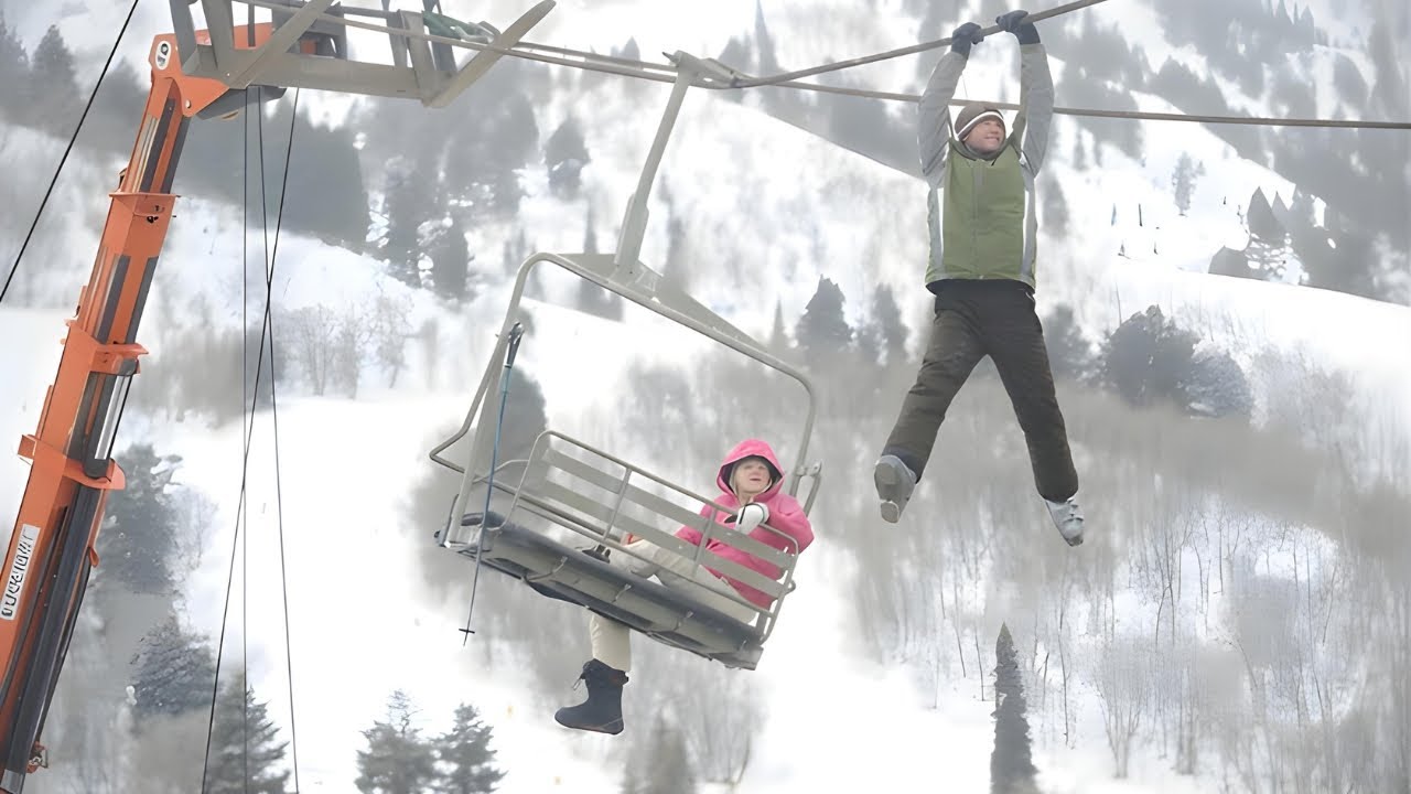 Three Friends Get Trapped on a Ski Lift Overnight — What Happens Next Is Terrifying