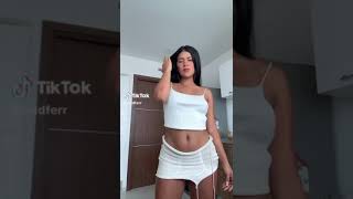 Download Lagu Kat Deluna \ MP3