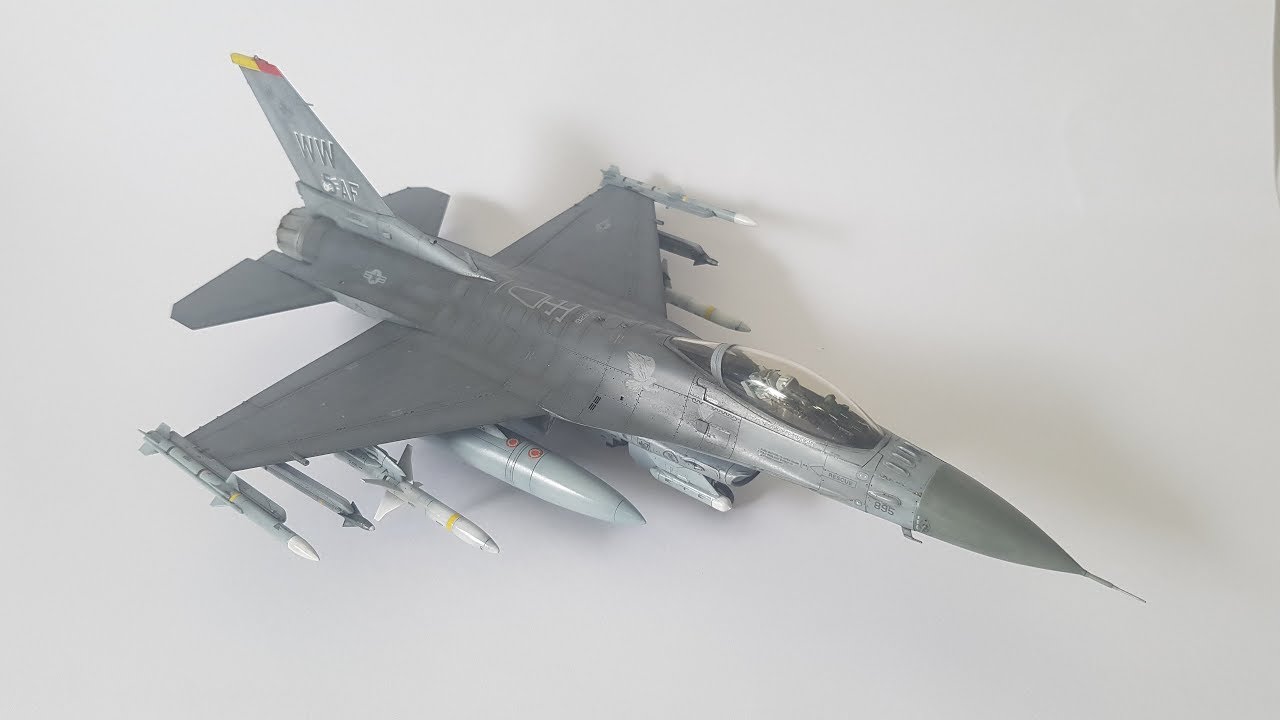 F-16CJ Block 50 Fighting Falcon Tamiya 1//48  61098