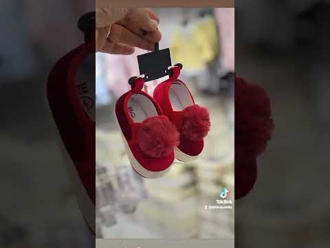 دايه قورباني تو بي جه رگه م اينشا الله ام جاره ات كه مه باوه شم به پشتي وآني خوا