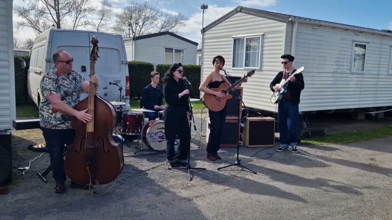 Sunday Jam with Roslyn & Shelley - THE ROCKABILLY RAVE 2025 - 'Stupid Cupid'