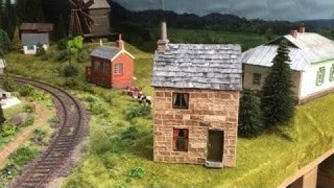 H0-scale house built from styrene board