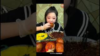فتاة كورية تاكل كمية كبيرة من الطعام 😋😋😋😋😋😋😋😋🙃