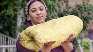 видео: Азербайджанка испекла в Садже огромный торт «Наполеон» весом 15 кг. картинка: Азербайджанка испекла в Садже огромный торт «Наполеон» весом 15 кг.