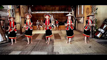 Kampung Taee Bidayuh Dance