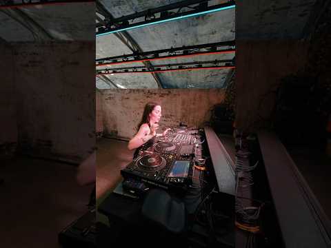 quién hizo este track 😳 #rave #techno