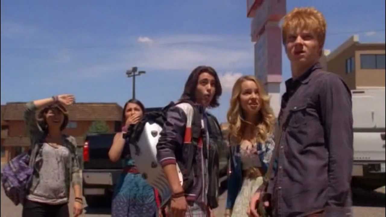 Lemonade Mouth (escena en español latino) YouTube Lemonade Mouth (escena en español latino) YouTube