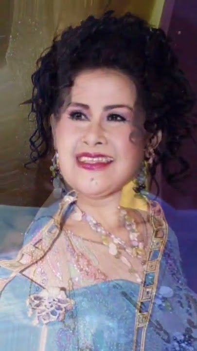 Elvy Sukaesih dulu dan sekarang. #dangdut #elvysukaesih #duludansekarang #shorts