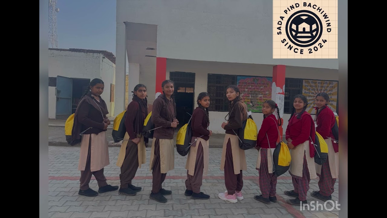 Students of Gsss Bachiwind got sports kit bag from Nani Kali Project