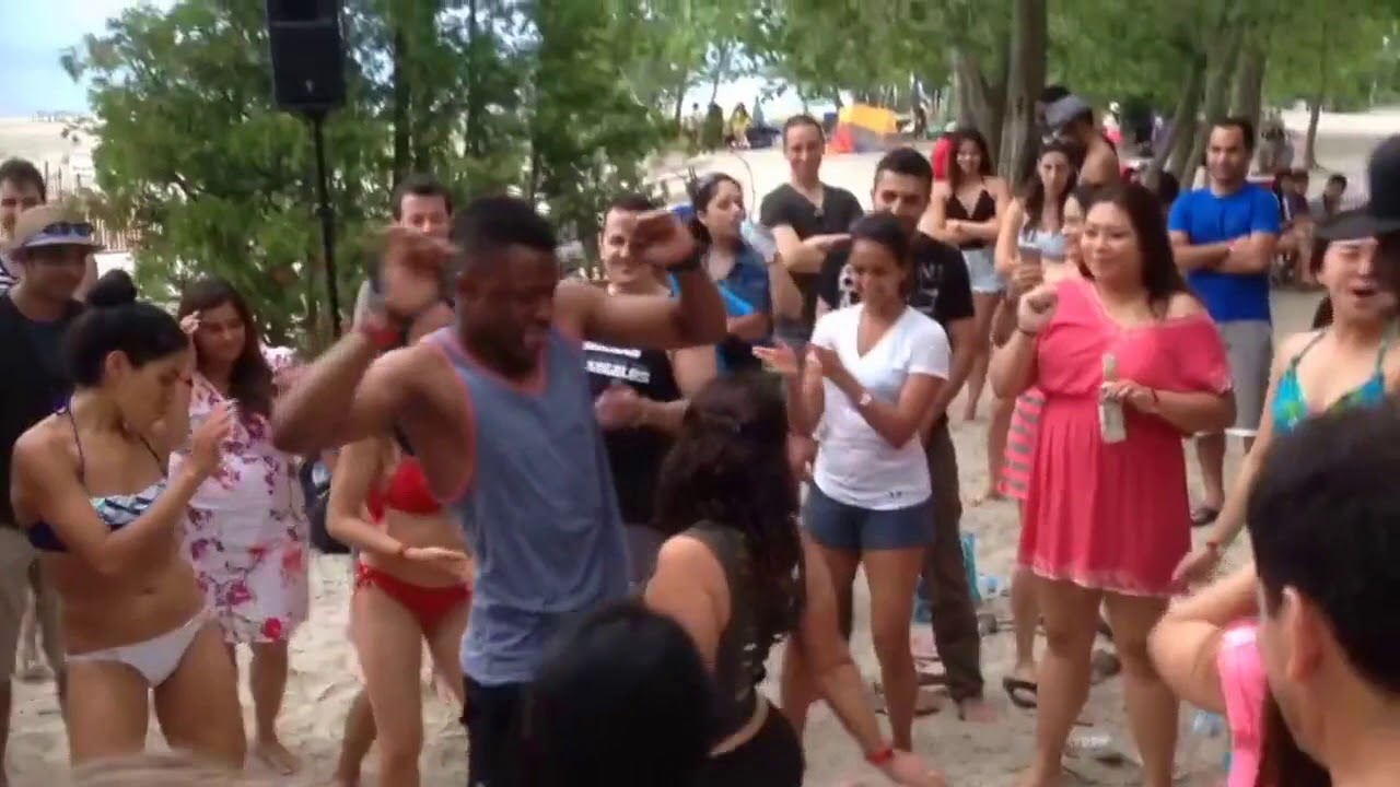 GO CHECK OUT MY REGGAE MIX ON SOUNDCLOUD