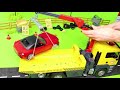 الحفار, الجرار, سيارة الإطفاء, شاحنات القمامة و سيارات الشرطة ومجموعة ألعاب Excavator Toys