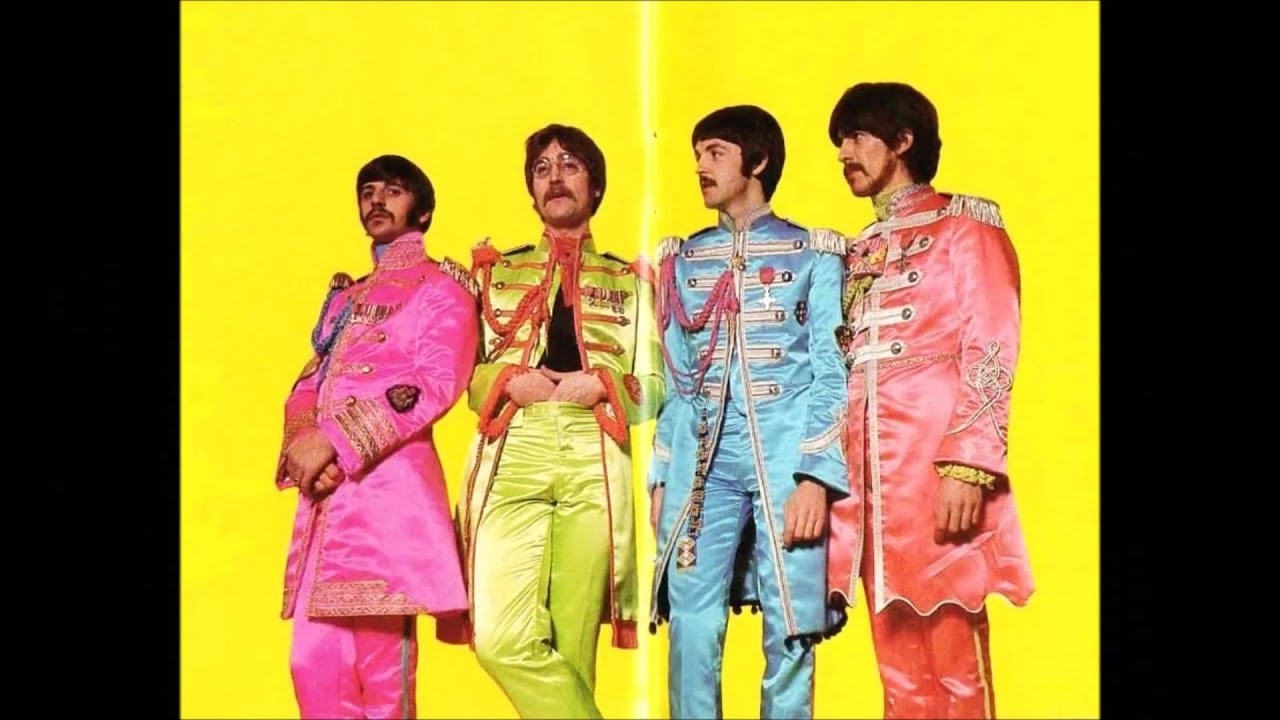 Beatles sgt peppers lonely hearts club. Битлз сержант Пеппер. Sgt. Pepper s Lonely Hearts Club Band the Beatles. The Beatles Sgt. Pepper`s Lonely Hearts Club Band 1967. Битлз Sgt Pepper s Lonely Hearts Club Band.