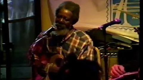 The Last True Texas Bluesman /Henry Qualls