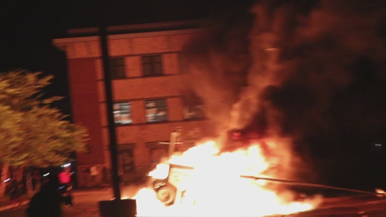 New Ground-Level Footage Shows Flames At 3rd Precinct