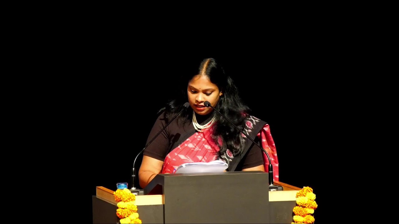 Minister for Women & Child Development,Smt. Smriti Irani,in conversation with 1st time voters in Blr