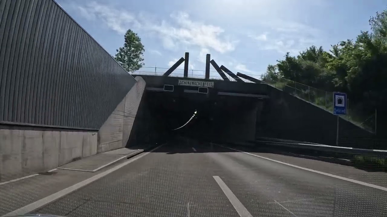 Autobahntunnel Hopper