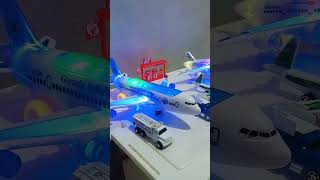 Mainan Pesawat Terbang Ada Lampu,Suara,Dan Bisa Jalan Garuda Indonesia
