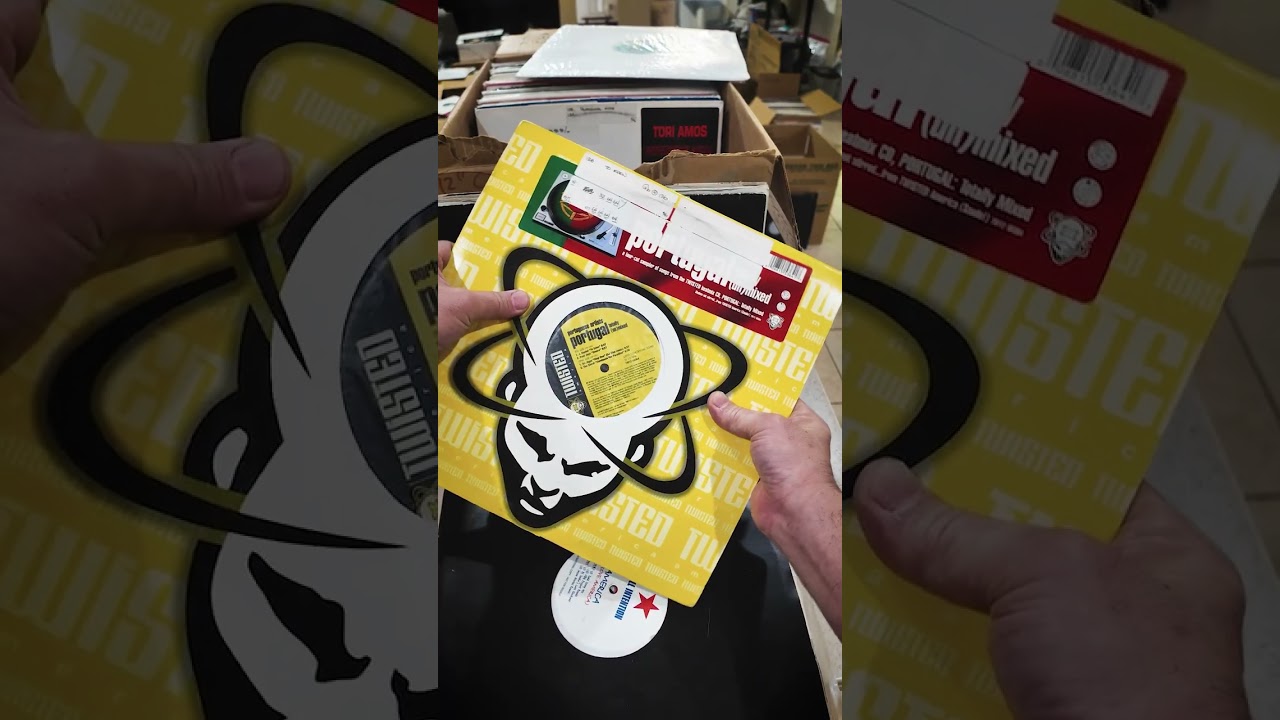 CHOICE VINYL DJ CRATE - 1 - VINYL COLLECTION - DIGGIN & FLIPPIN