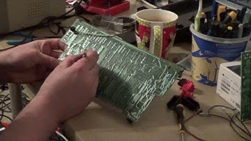 Desoldering the TEA2000 ZX Spectrum 128