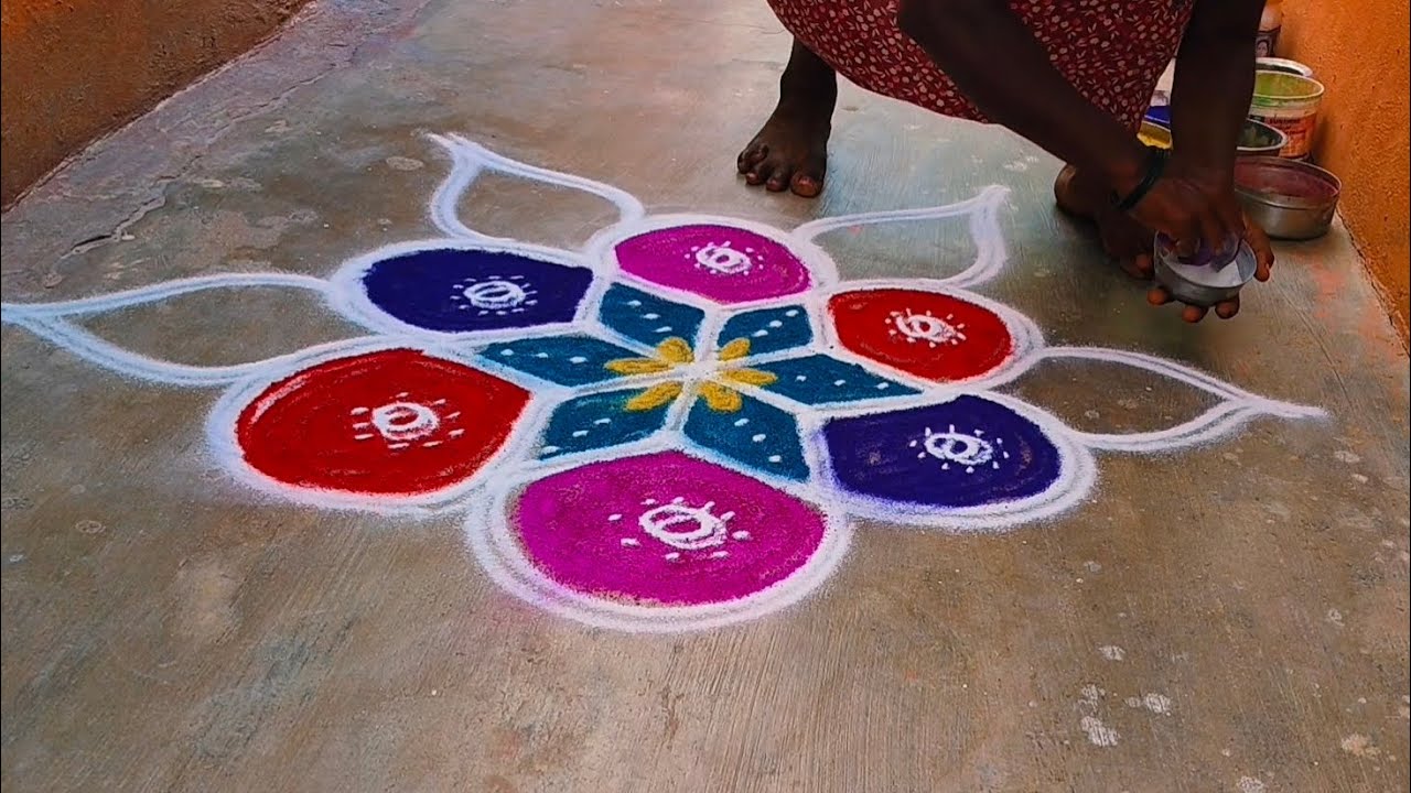 #creativity and super rangoli flower 🌹 design in colour full 🌝 designs 🌹🌹🌹🌹🌹🌹🌹