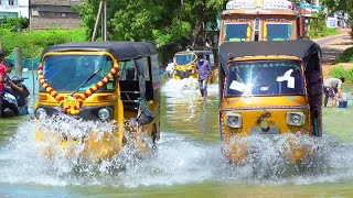 Share Auto Rickshaw's Are Carrying People in Heavy Flood Water | Share Auto Rickshaw | Auto Videos screenshot 4