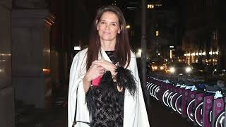 katie holmes steps out on her 45th birthday with daughter Suri cruise in New York City