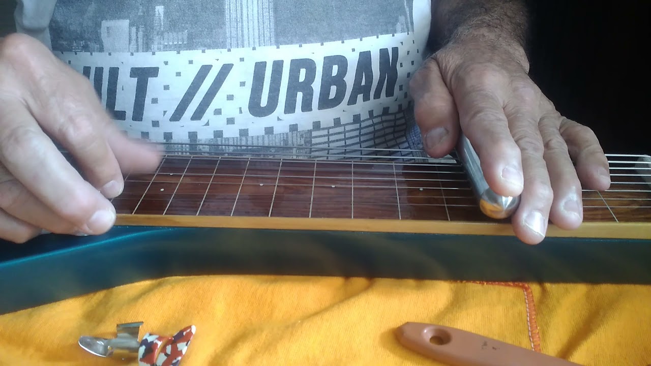 vídeo aula de Guitarra havaiana...com Pb. Eduardo...