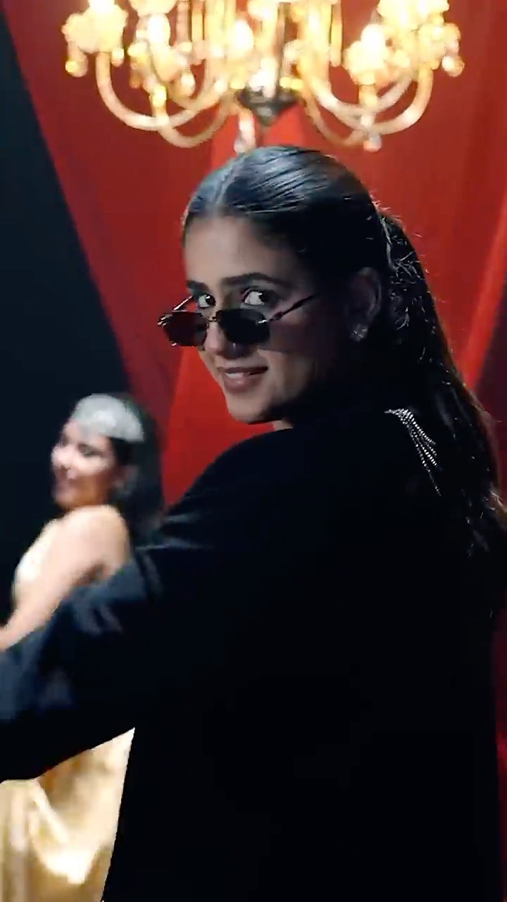 Vibes are on another level with ‘Fly Karke’ ?? #youtubeshorts #ytshorts #shorts