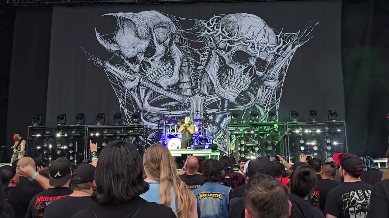 MUDVAYNE at Isleta Amphitheater Albuquerque,  New Mexico  