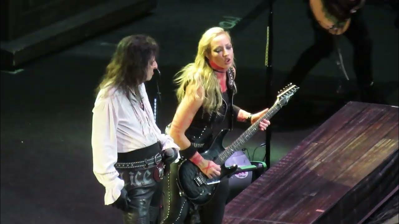 Видео элис. Видео элис. Chris vrenna. Эшли грин сумерки. Видео элис.