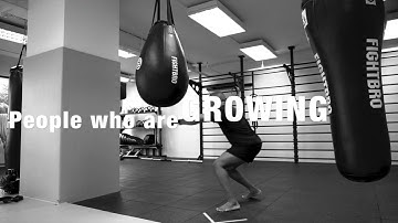 SURROUND YOURSELF WITH GREATNESS | MOTIVATIONAL VIDEO (Tony Robbins / Les Brown)