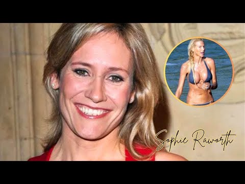 Make Sure You're AIone Before Looking At Sophie Raworth's T0PLESS Pics