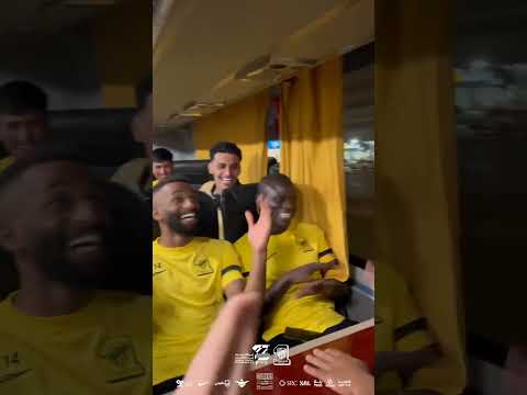 تعابير الخجل على نغولو كانتي