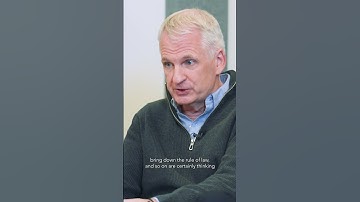 Timothy Snyder’s new U of T course explores legacy of authoritarian regimes