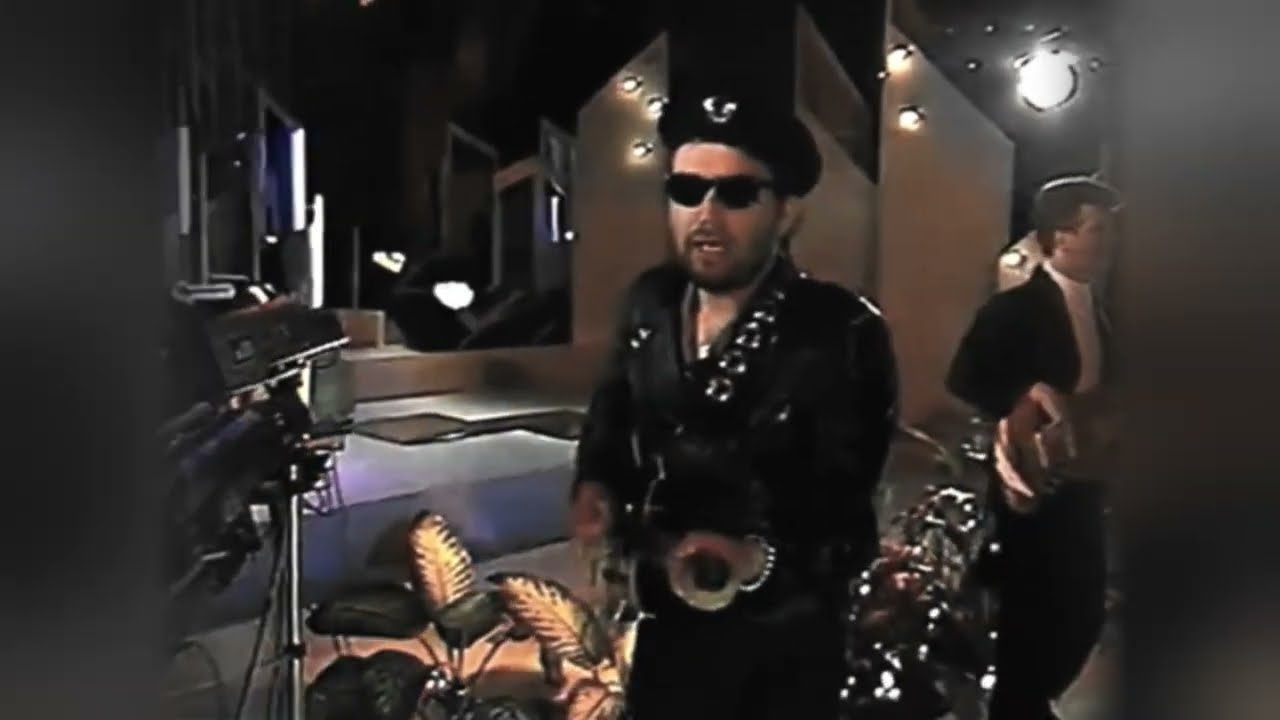 Kombi - Nietykalni - skamieniałe zło (1989)