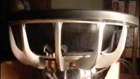 12vdb.com - car audio database: Ascendant Audio Avalanche15.6