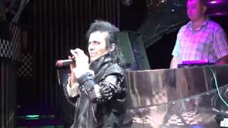 Группа Шериф (Юрий Саркисян) - Не уходи (live) Группа Шериф (Юрий Саркисян) - Не уходи (live)