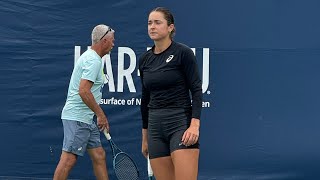 Famous Caroline Dolehide practice at the 2024 National Bsnk Open in Toronto Net Worth