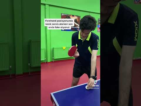 Video: Masa Tenisinde Topspin Servisine Nasıl Vurulur: 9 Adım