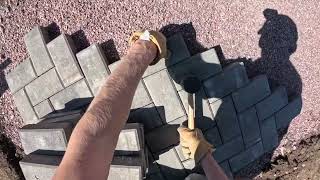 Installing Paver Patio IM TERRIBLE AT FILMING.