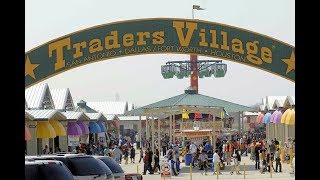 I take you along to traders village in grand prairie while shoot an
april fools prank video.