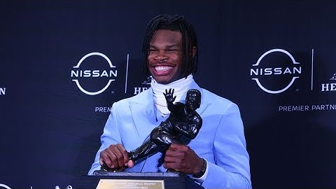 Travis Hunter shows true colors with Deion and Shedeur Sanders tribute in Heisman speech