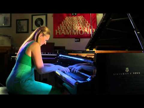 Paola Bruni, piano - F. Mendelssohn, Rondò capriccioso in E minor - Andante