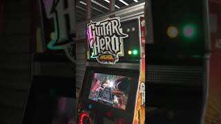 Guitar Hero Raw Thrills Arcade Game screenshot 2