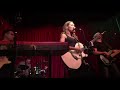 Capture de la vidéo Caroline Jones - Hotel Cafe - Los Angeles, Ca  9-17-2019 (Full Show)