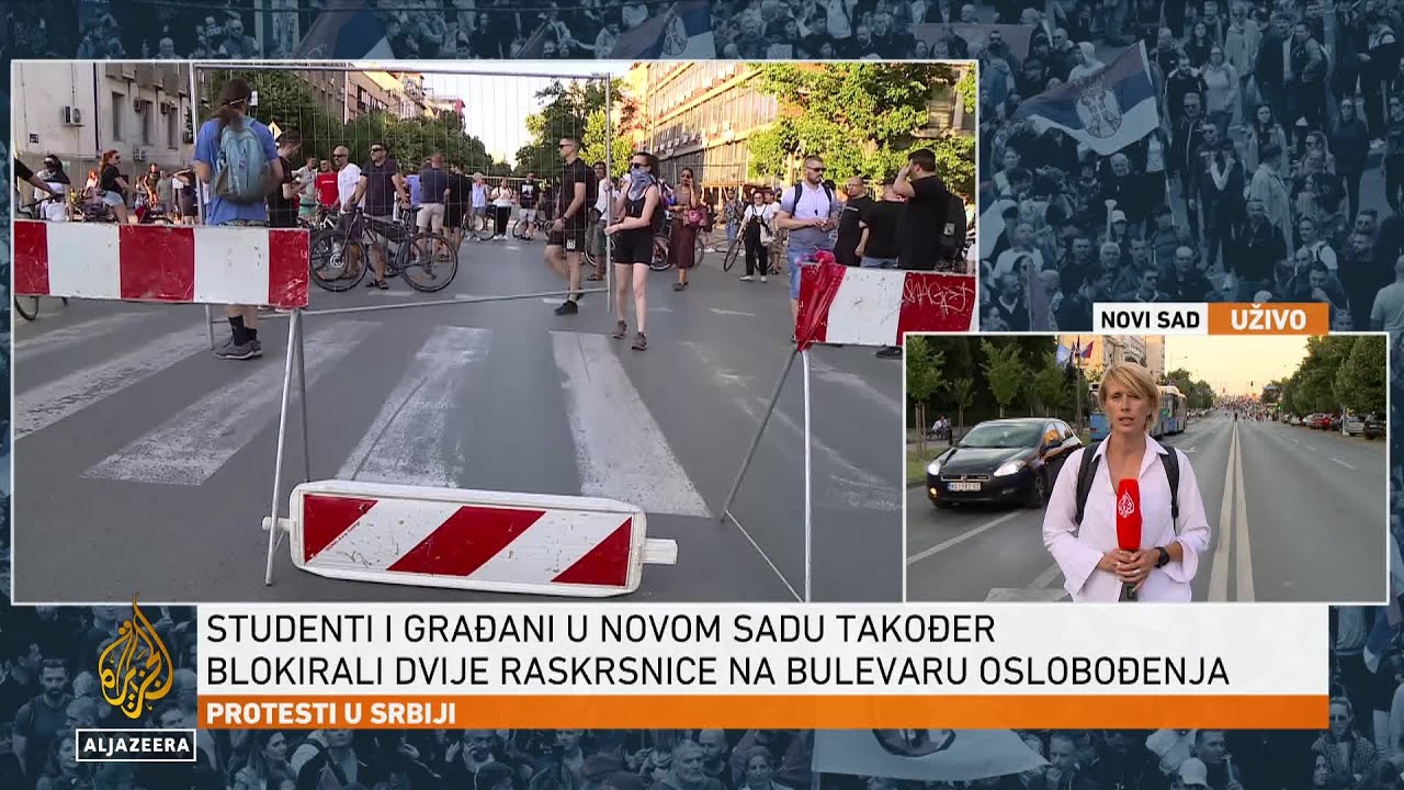 جسران من أصل ثلاثة جسور في نوفي ساد مغلقان